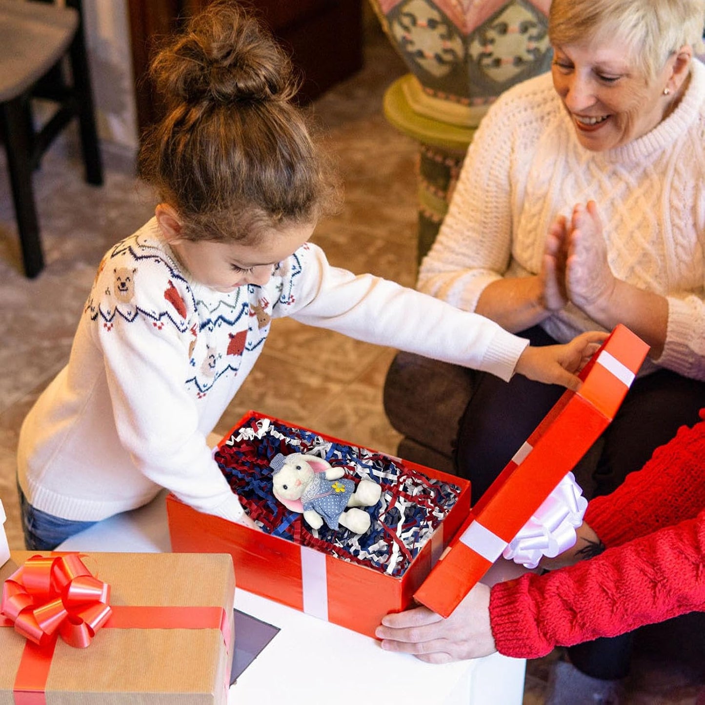 Zankubom 1 LB Crinkle Cut Paper Shred Filler Great for Gift Wrapping, Basket Fillers, Birthday, Gift Wrapping, Independence Day, Halloween Christmas Party Decor Filling Supplies Red White Blue