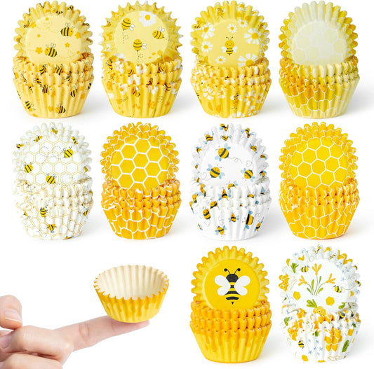 COcnny Bee Mini Cupcake Liners - 600pcs Summer Baking Cups Muffin Paper Cupcakes Wrappers for Birthday Party, Yellow Honey Candy Cake Chocolate Wrap Making Supplies for Baby Shower Wedding (10 Styles)