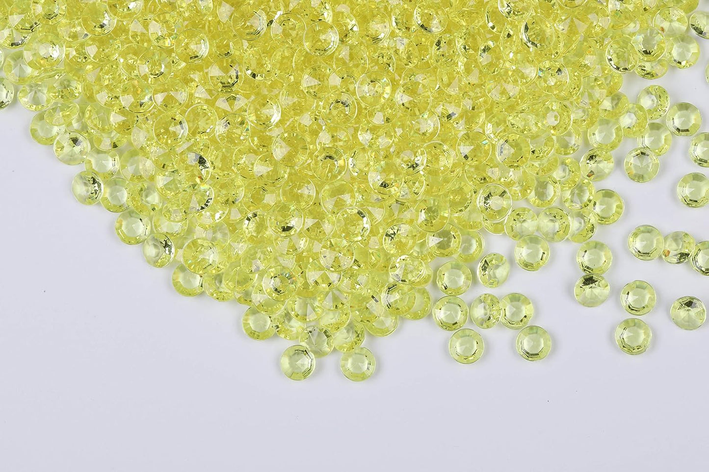1000pcs/ Pack Wedding Table Acrylic Diamond Scatter Crystals Confetti Acrylic Gems Vase Fillers Rhinestones for Wedding, Bridal Shower, Vase Beads Decorations (12mm, Light Yellow)