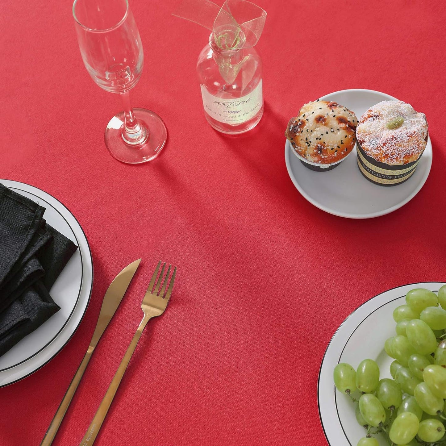 Rectangle Tablecloth 90x132 inch Washable Polyester Fabric Table Cloth for Wedding Party Dining Banquet Decoration（90x132, Red）