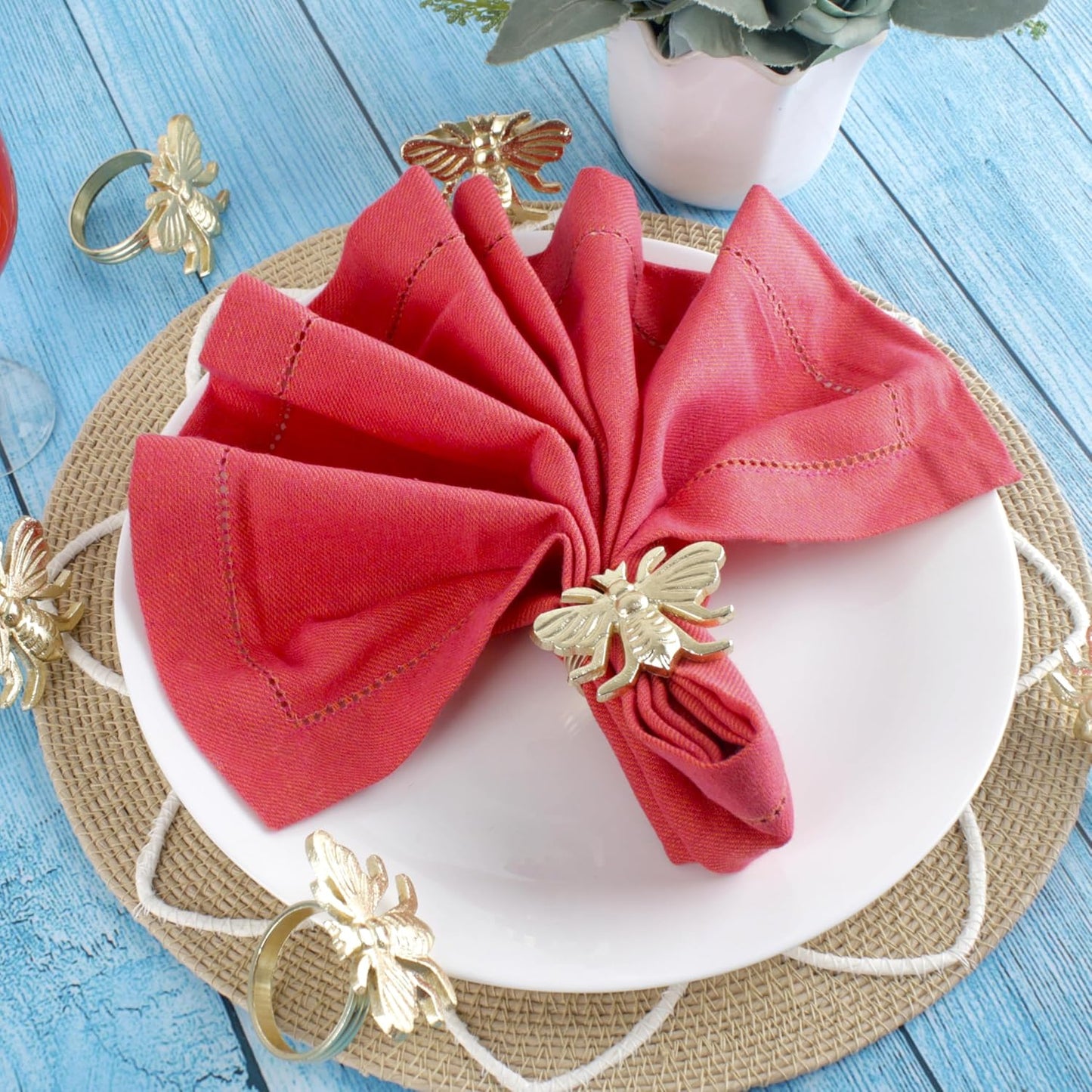 Gold Napkin Rings Set of 12 - Elegant Bee Napkin Rings with Sturdy Lightweight Metal Design - Durable & Versatile for Table Settings, Special Occasions, Decor & Gift Giving Ideas - CLEENTABLE