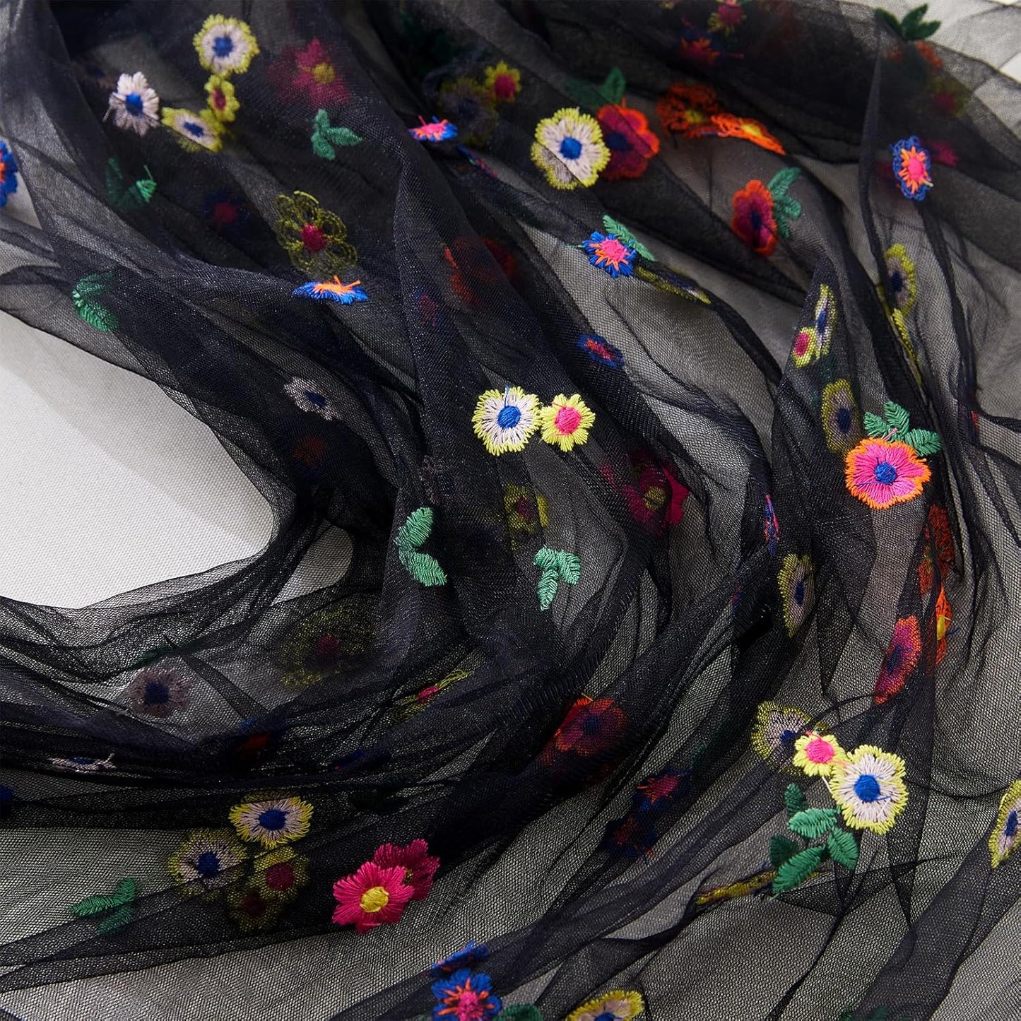 JIALE Black Floral Table Runner, Embroidery Daisy Seasonal Table Decorations, 120Inch 10FT Tulle Fabric for Home Decor, Bridal Shower Wedding, Baby Shower Parties, DIY Craft