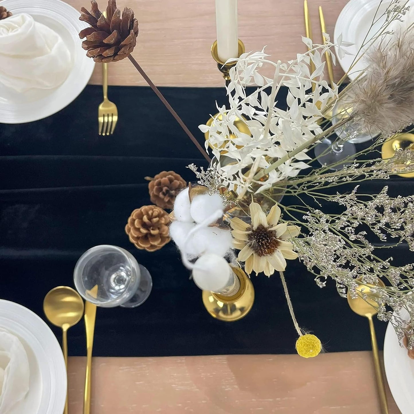 Luxurious Velvet Table Runner, 10ft Wedding Reception Decorations, 20x120inch Soft Velvet Fabric, Table Linen Overlay, Wedding Table Runners (Black, 20X120inch, 5pack)