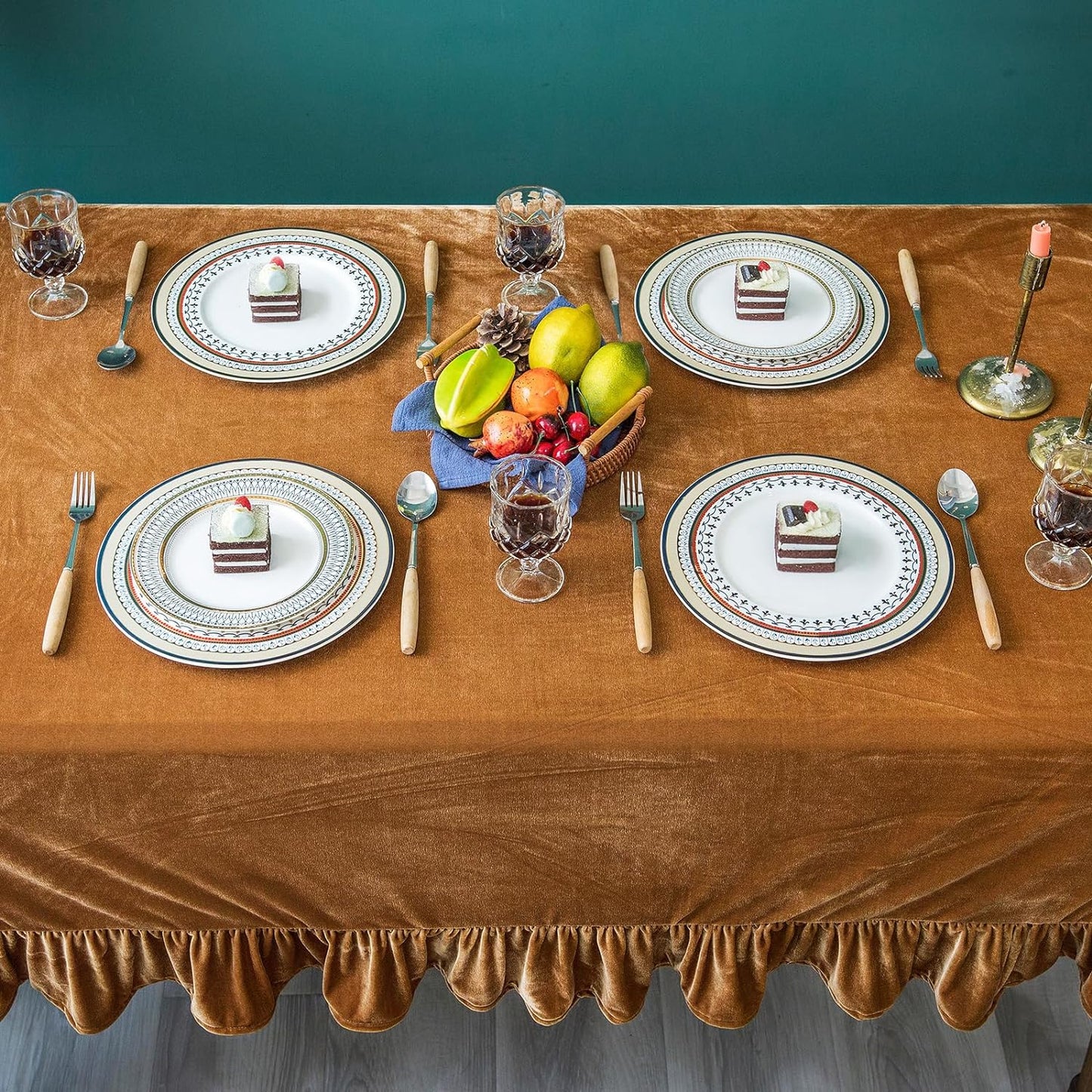 Velvet Tablecloth Luxurious Solid Rectangle Table Cloth,Oblong Retro Farmhouse Ruffle Tablecloths Washable Table Cover for Party Wedding Baby Shower Kitchen Dinning Tabletop Decoration