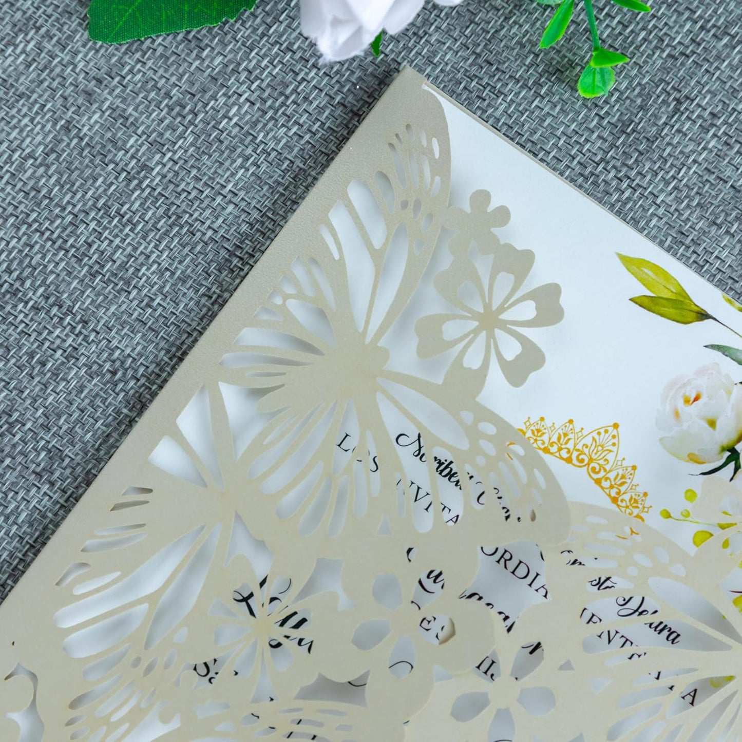 20 PCS 5.12x7.2 Butterfly Quinceanera Invitation, Laser Cut Wedding Invitation Cards with Envelopes for XV Anos Bridal Shower Baby Shower Invite (Shinny Champagne)